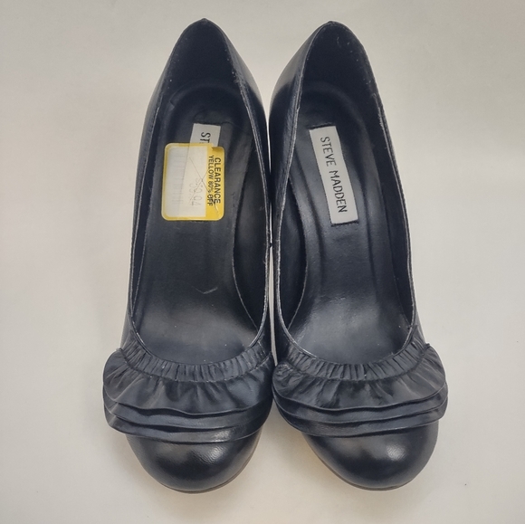 Steve Madden Women's Size 5.5 Heels P.Carrol Black Ruffle Toe Genuine Leather - Picture 3 of 10
